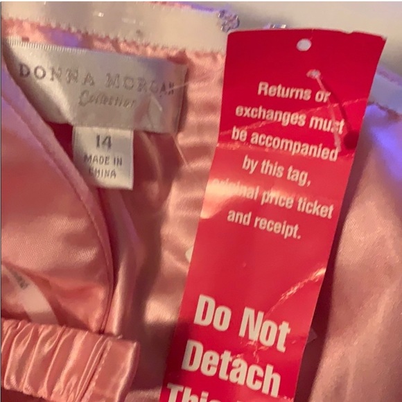 NWT, never worn, Donna Morgan Pink Gown - Picture 10 of 10